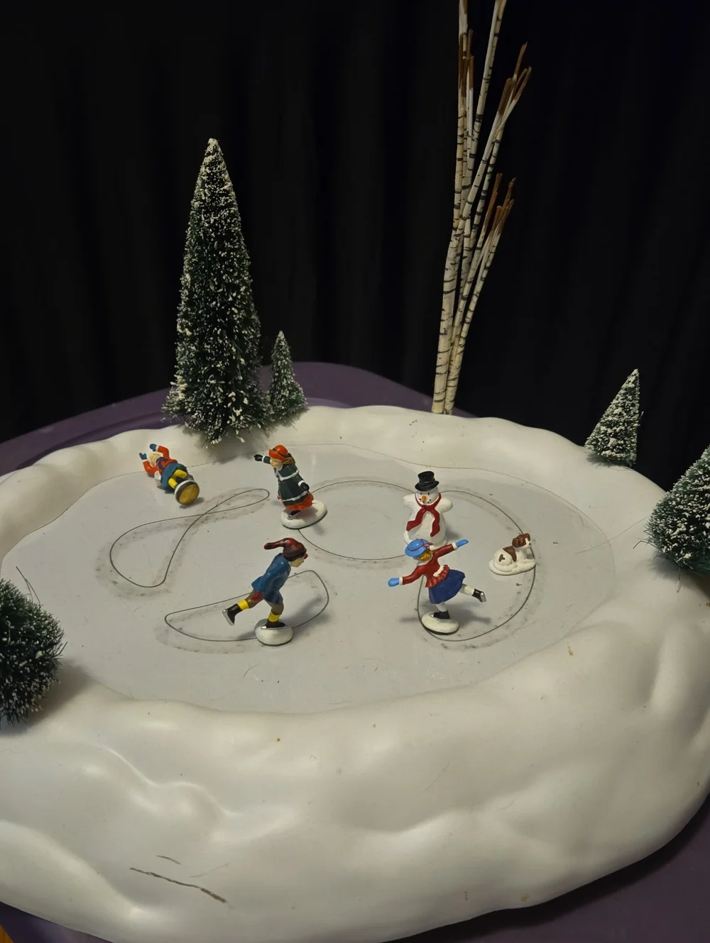 Department 56 Village Animated Skating Pond - Non Working